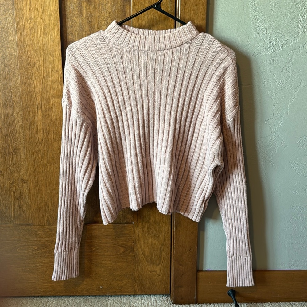 Light Pink American Eagle Sweater